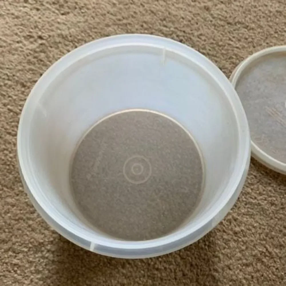 Tupperware 263-25 Sheer Canister Container With 238-29 Lid